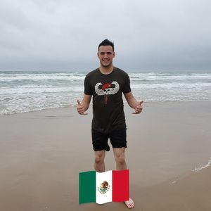 Meet your Posher, Chris